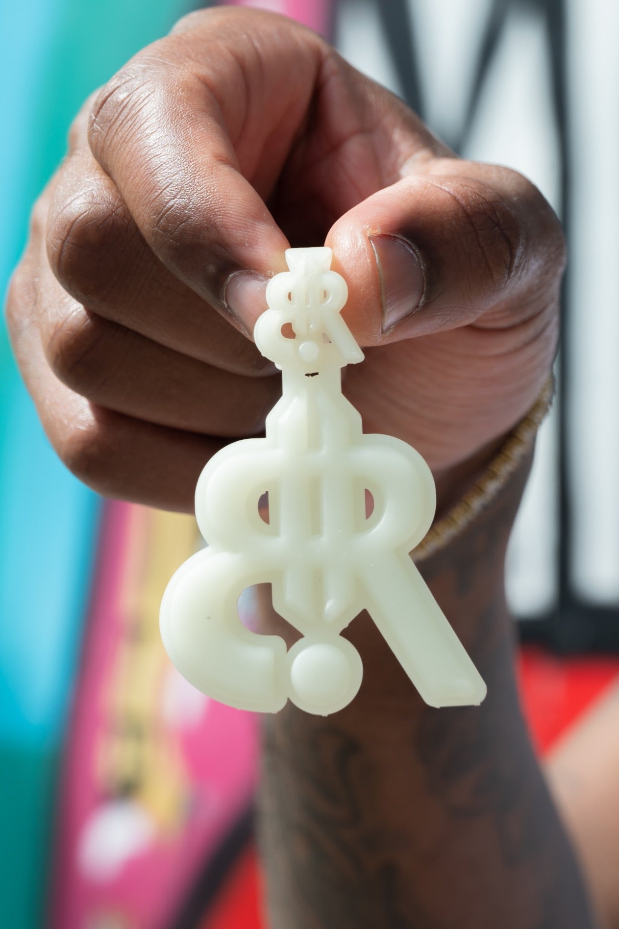 Band Runnaz Glow Pendant image 0