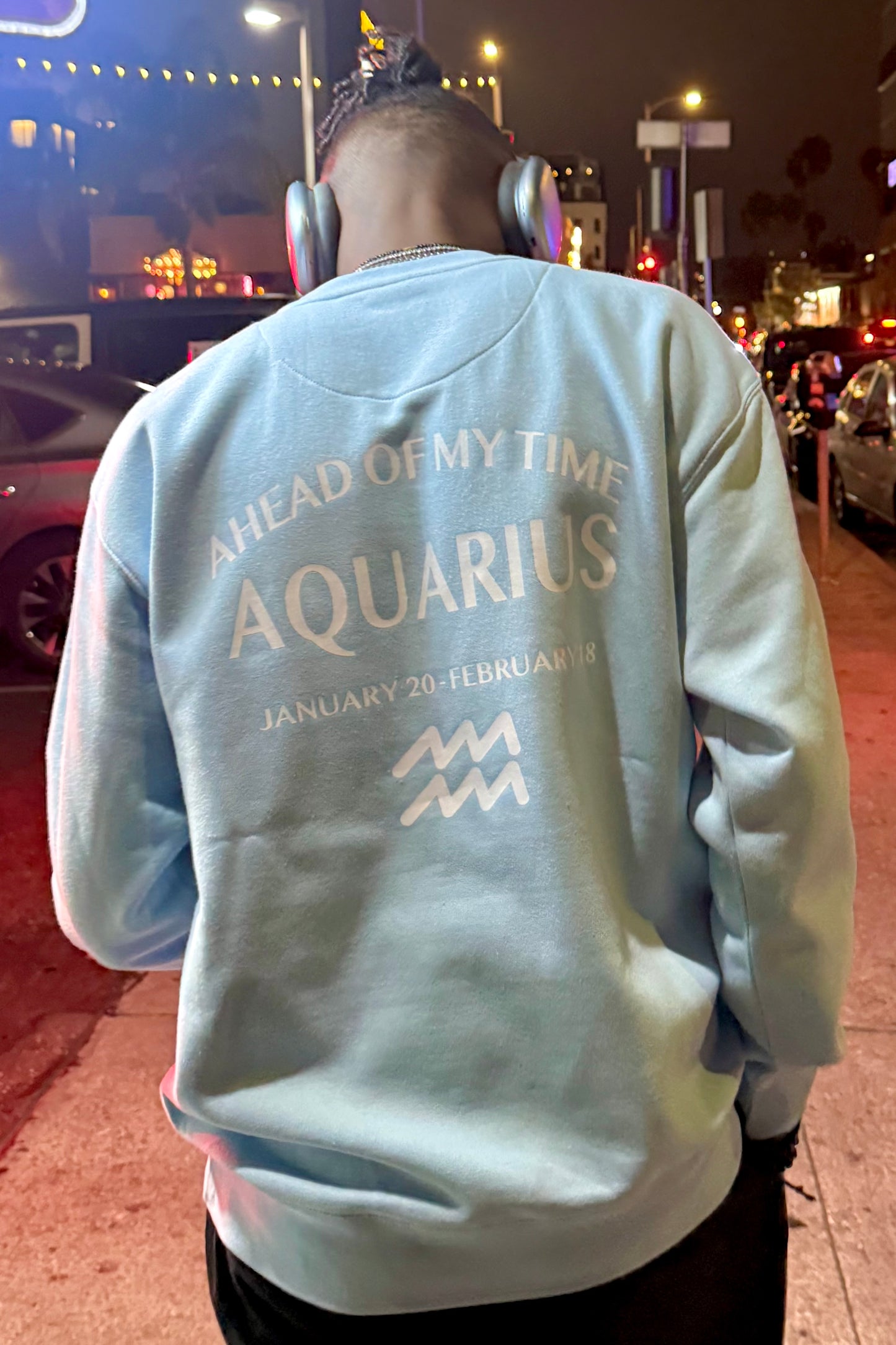 Aquarius Crewneck - Ahead of My Time
