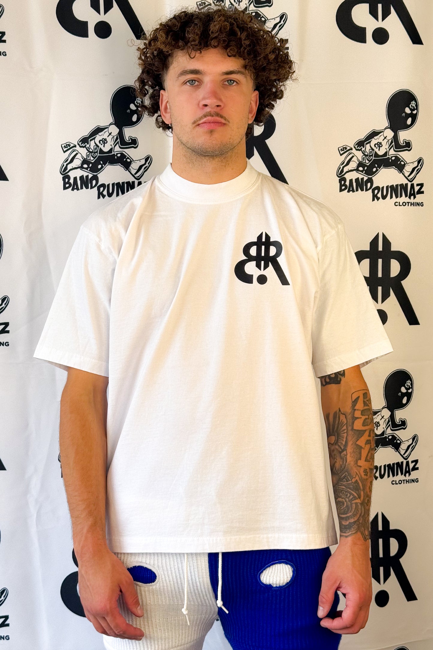 HIGH FASHION Essential Tee