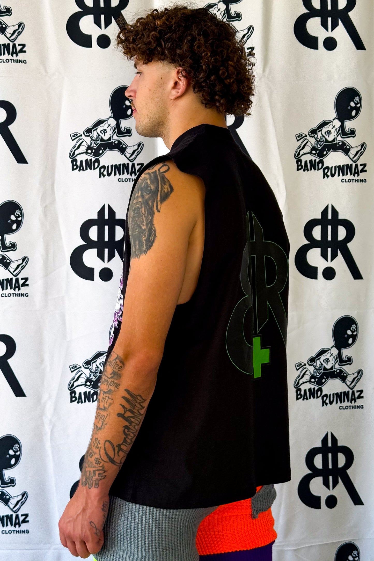 HIGH FASHION Sleeveless Tee